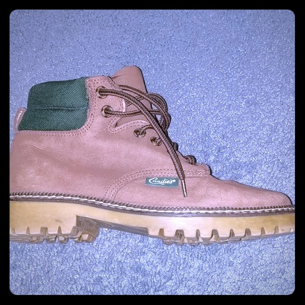 Brown boots size 7